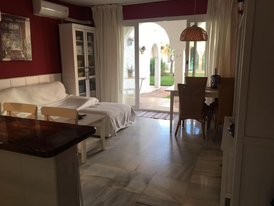 Apartamentos Rio Marinas 15 Playazo Beach Nerja Luaran gambar