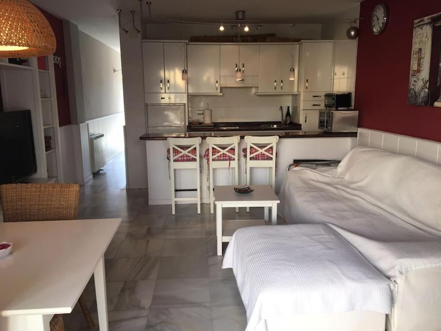 Apartamentos Rio Marinas 15 Playazo Beach Nerja Luaran gambar