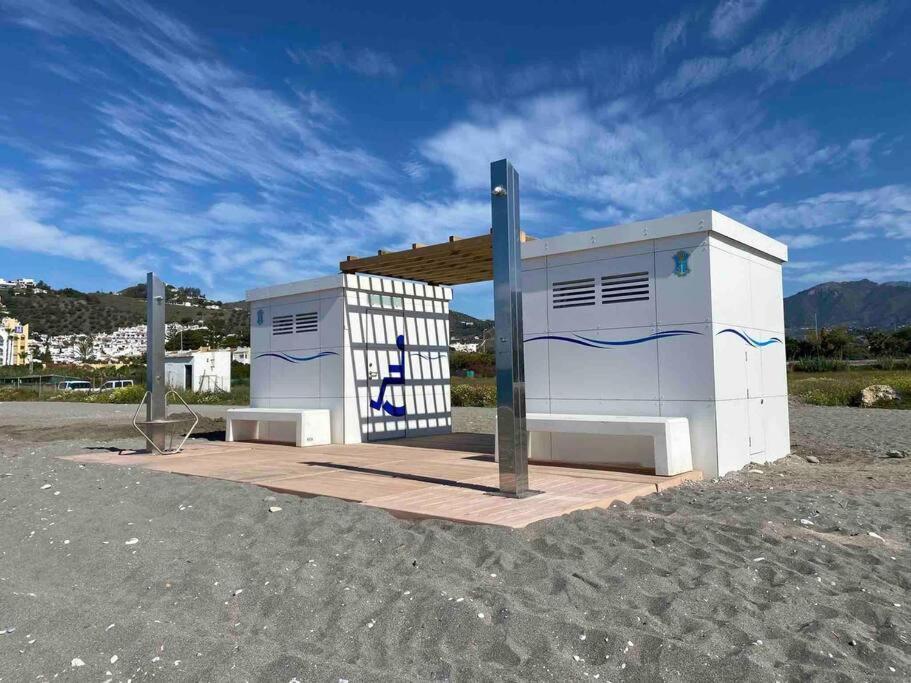 Apartamentos Rio Marinas 15 Playazo Beach Nerja Luaran gambar